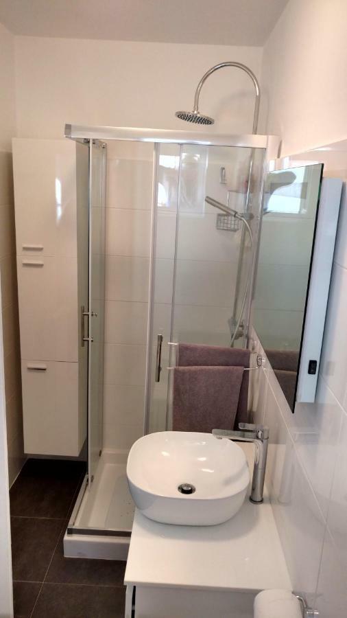 Apartman Eli Rovinj Buitenkant foto