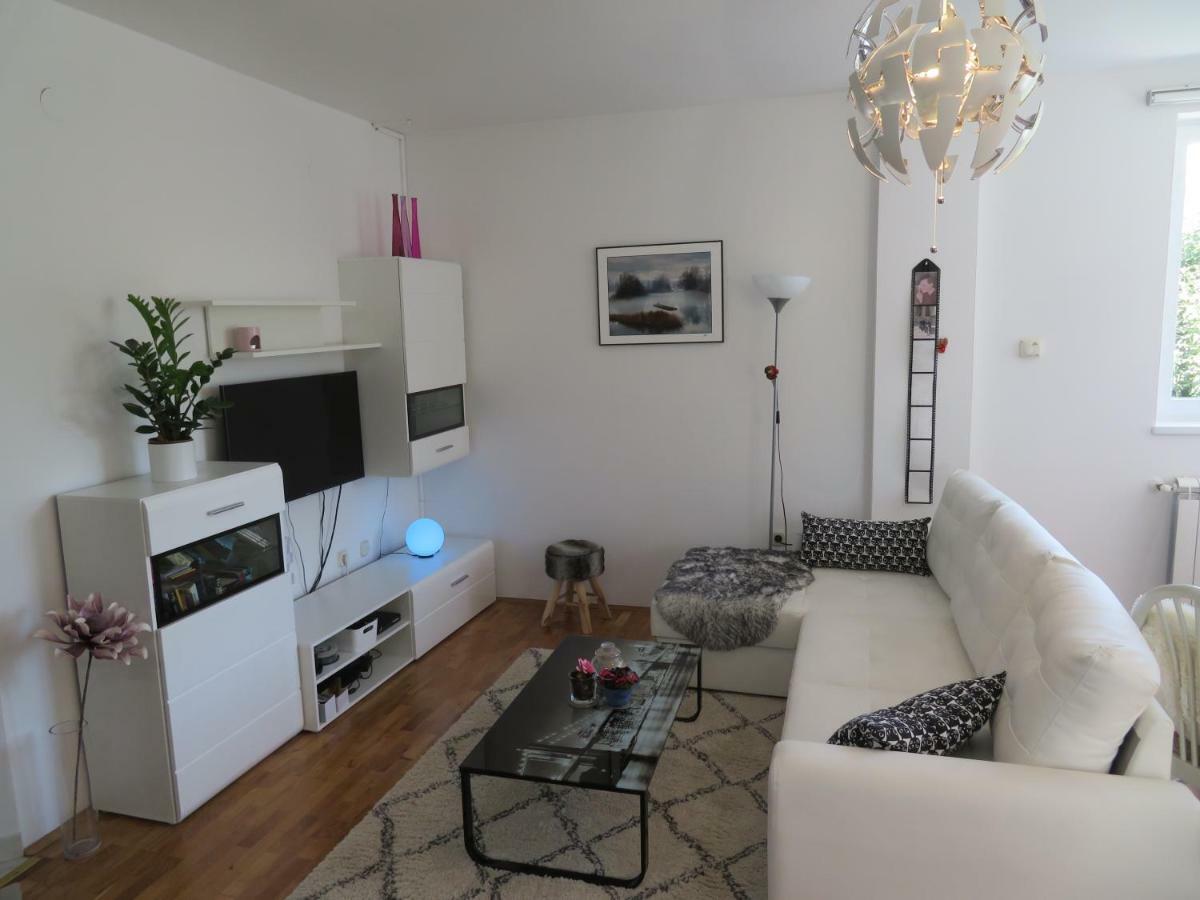 Apartman Eli Rovinj Buitenkant foto